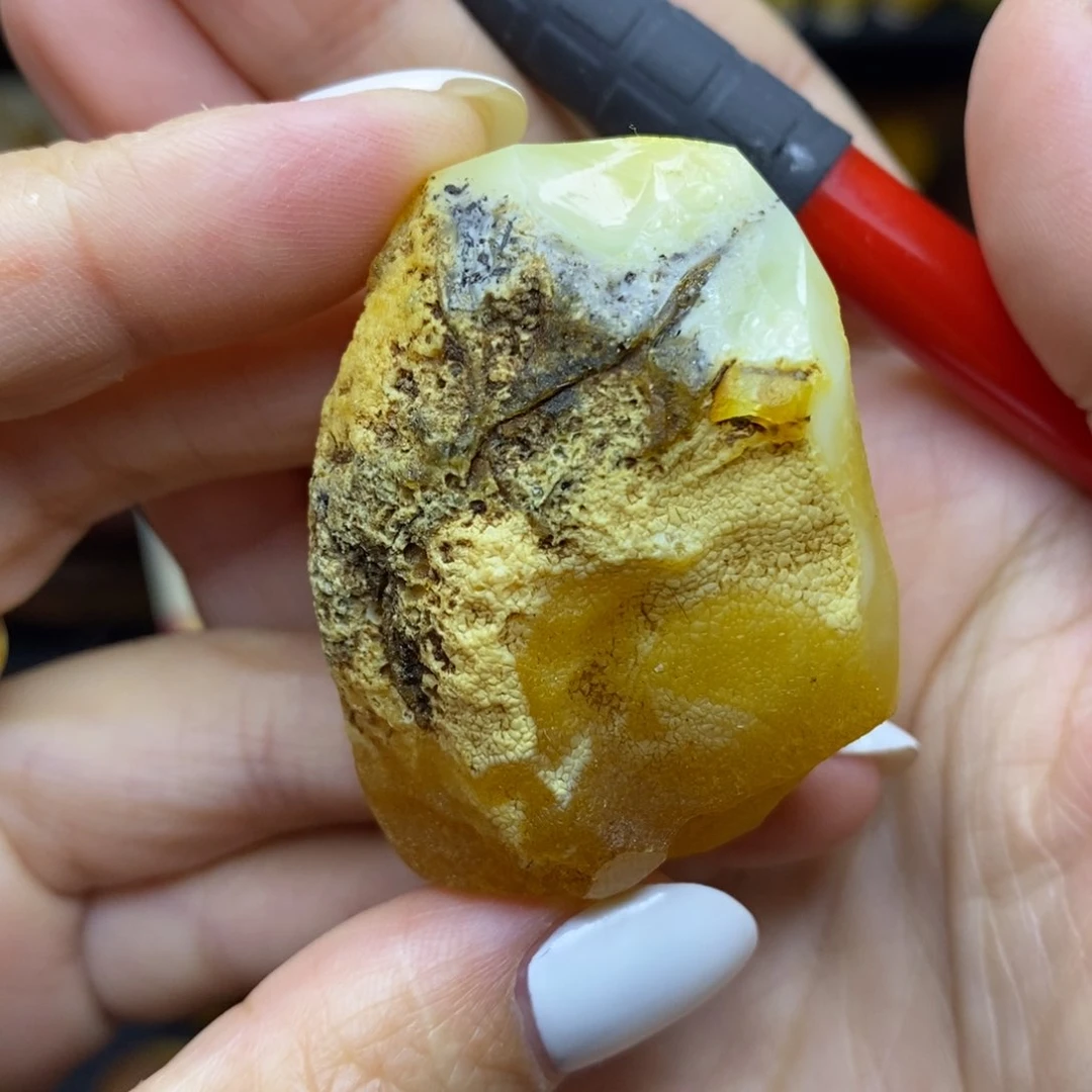 未镶嵌定制琥珀R***n胖