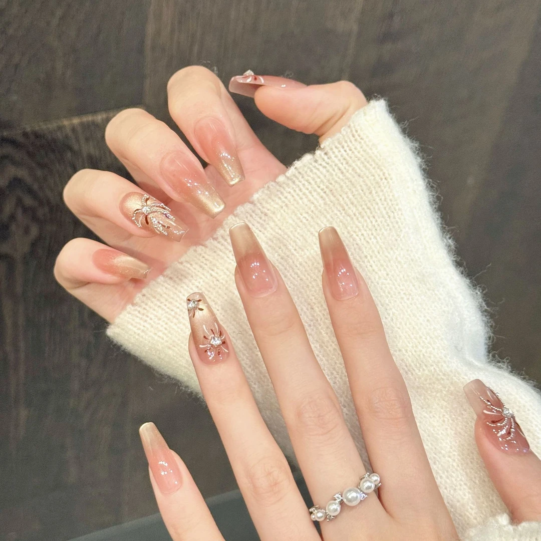 瑞卡曼原创【珠链烟花】粉棕渐变手工穿戴甲蜘蛛钻饰个性小众美甲