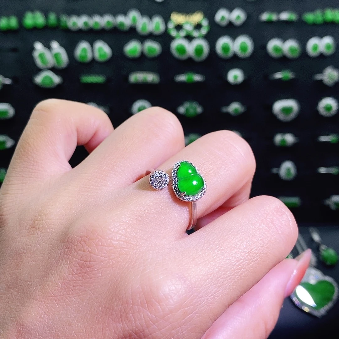 翡翠银S925镶嵌戒指多样性