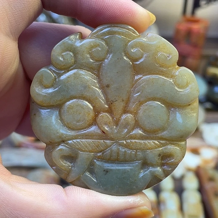 未镶嵌和田玉（糖玉）挂件