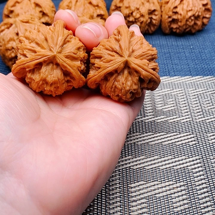 平***意吊坠文玩核桃三棱