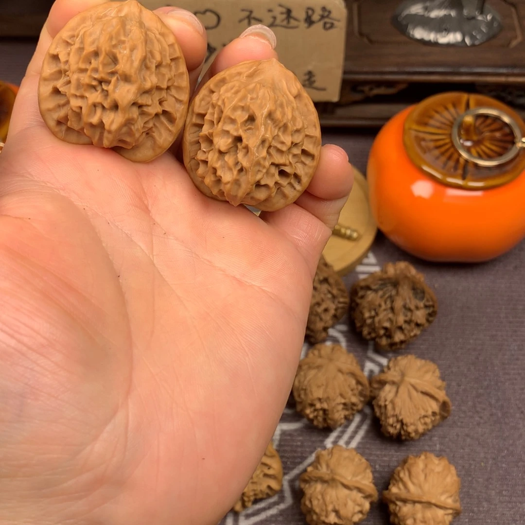 青*秦岭山脉和青石丘陵地带