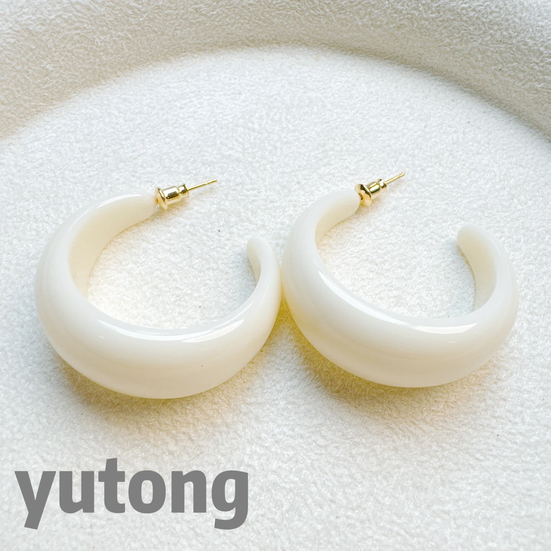 铜合金树脂耳饰 【雨桐轻奢饰品】设计款耳环YT03008