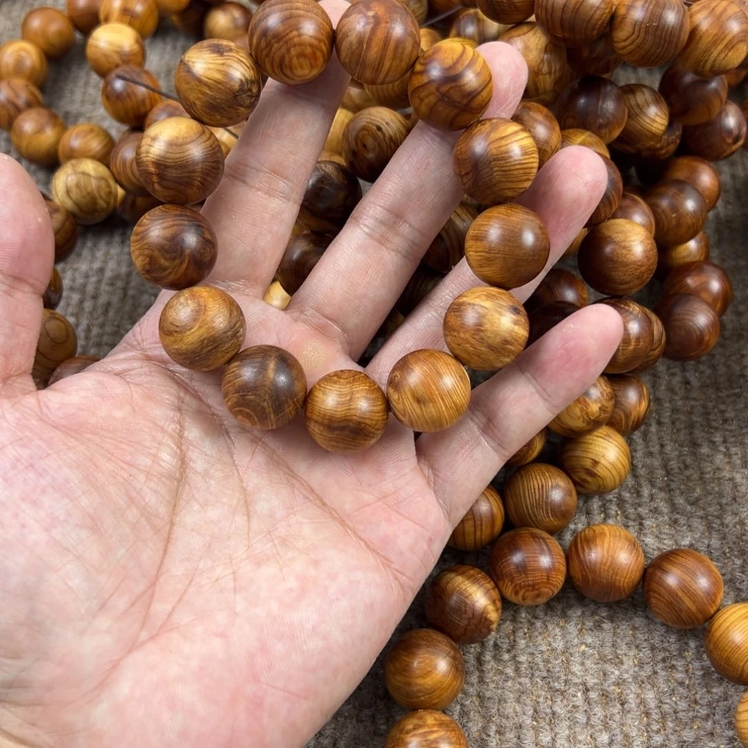 木太行崖柏1.8蚂蚁腿。。。。。。