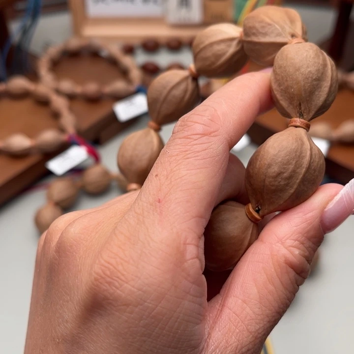 陈***陈橄榄核手串/手链梅林铁核梅林发货