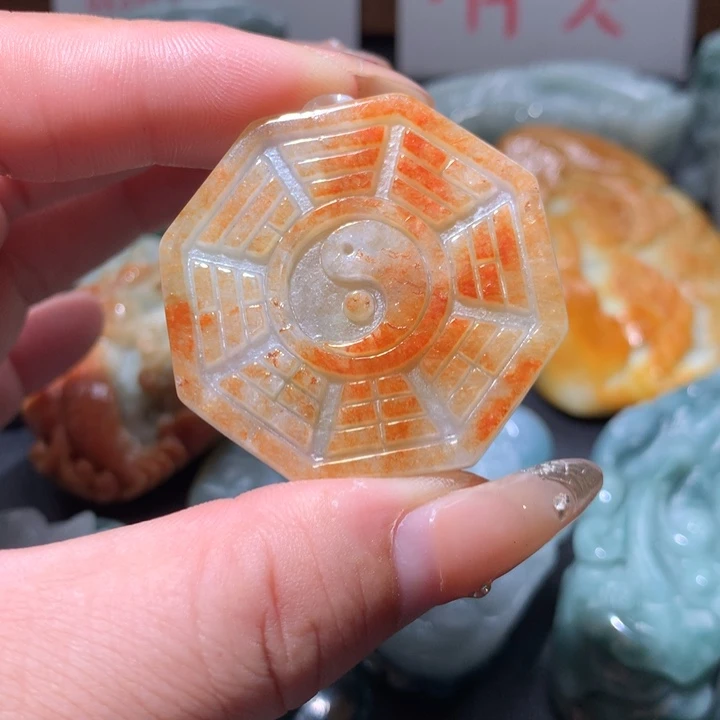 翡翠未镶嵌颈饰保真天然A货翡翠