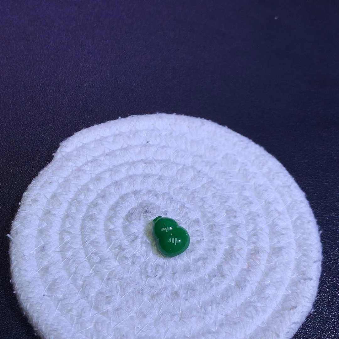 散珠翡翠天然缅甸翡翠满色葫芦卡16宽12厚6.9