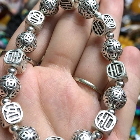 大叶紫檀（黑酸枝木类）