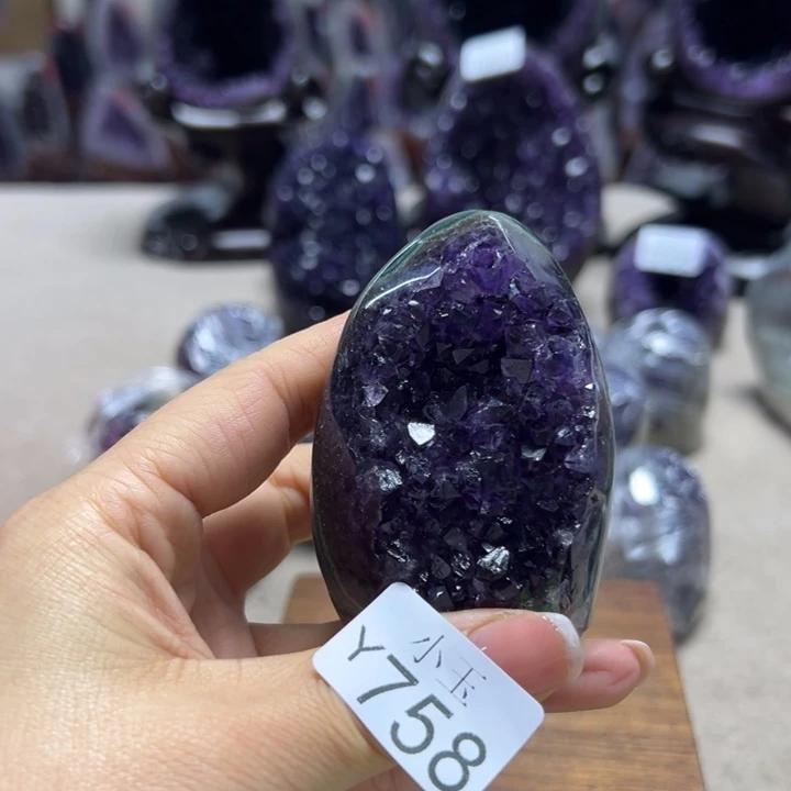 水晶未镶嵌大型摆件（非配饰）摆件