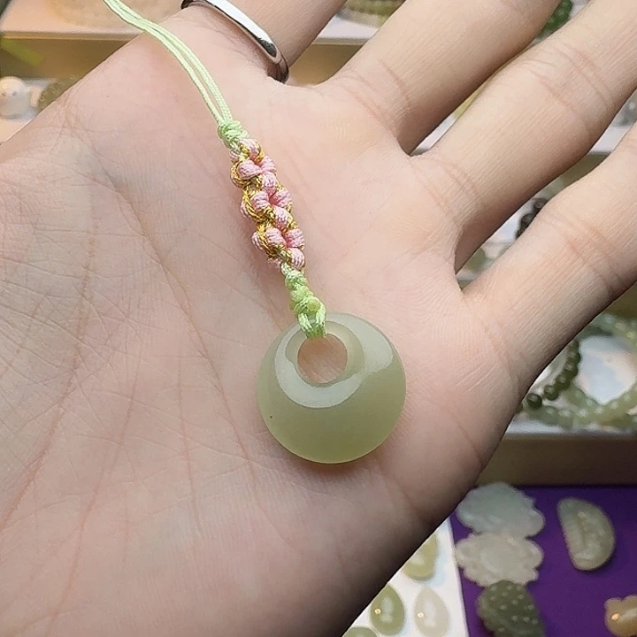 未镶嵌和田玉手机链