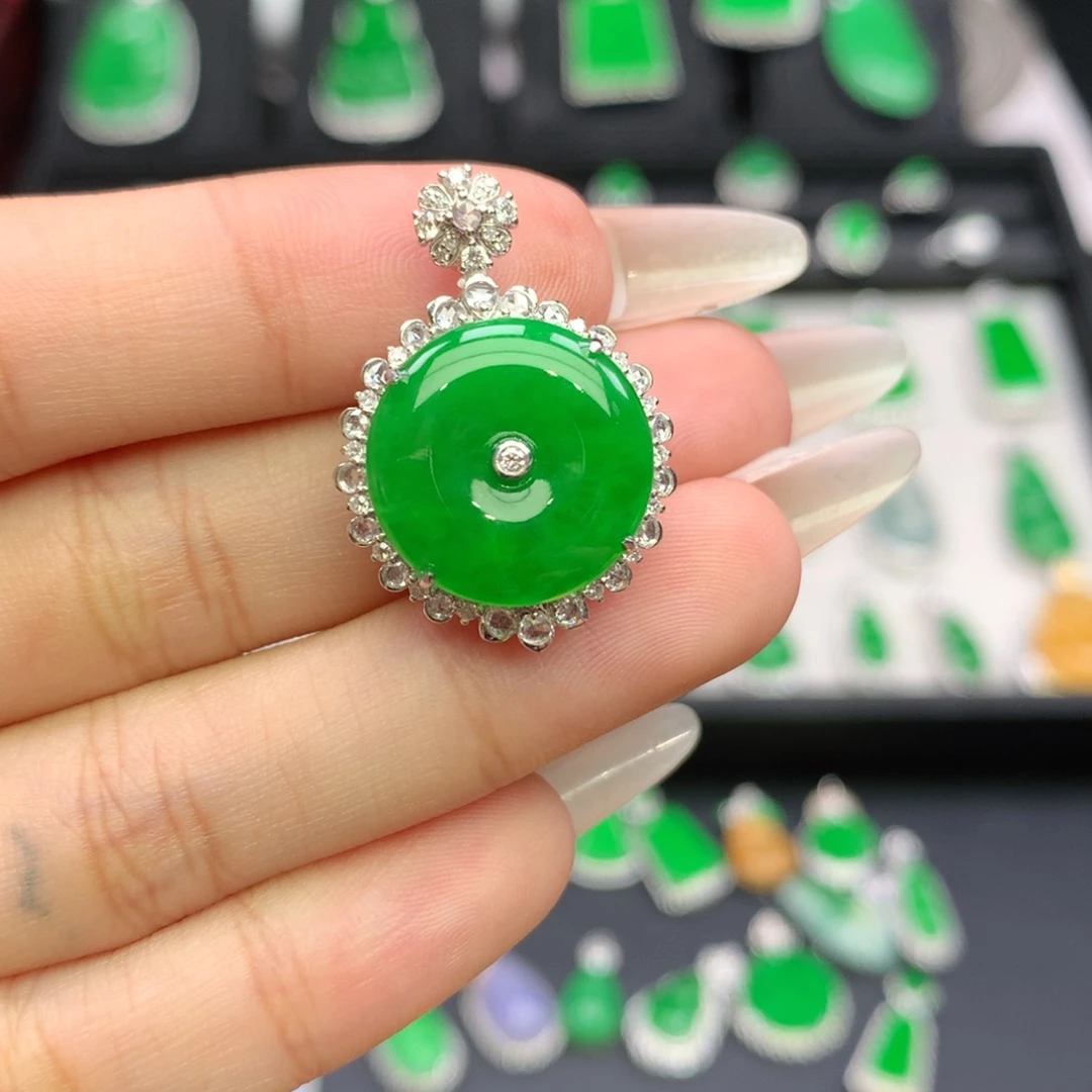 翡翠18K金镶嵌吊坠(不含链)收到货48小时鉴赏期