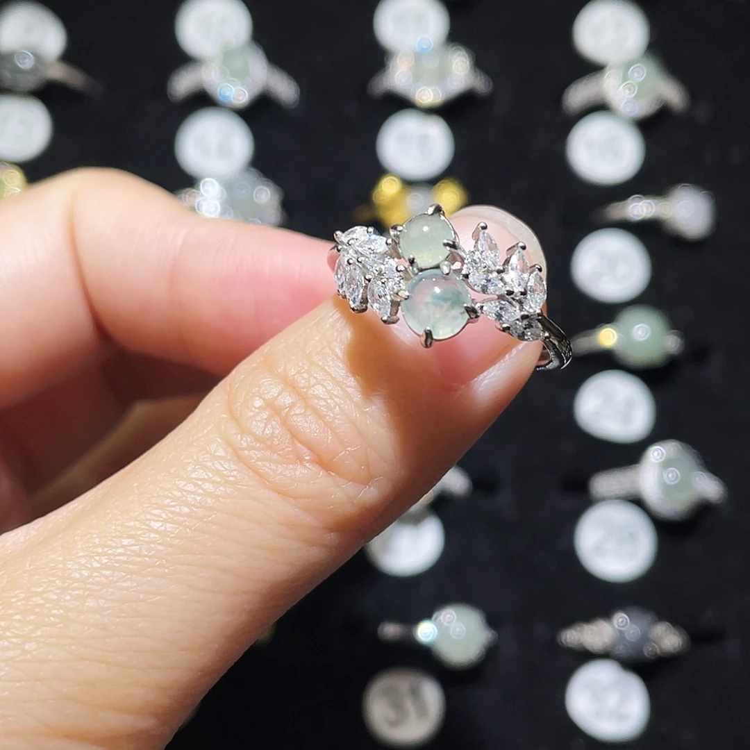 翡翠未镶嵌戒指戒指