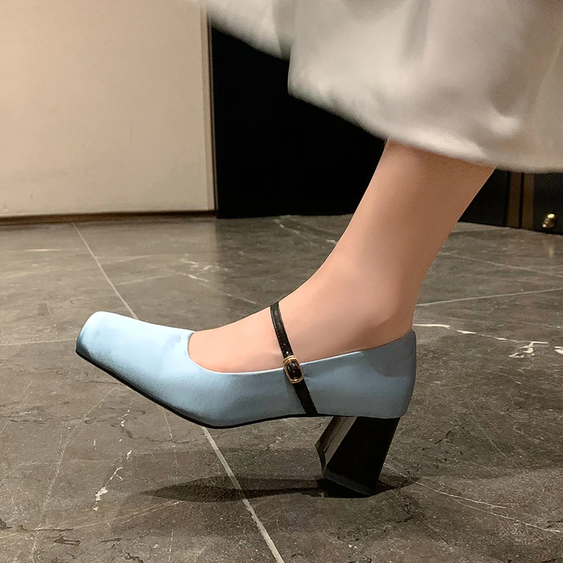 方头法式玛丽珍鞋女2025粗跟单鞋百搭高跟鞋方头浅口晚晚鞋大码