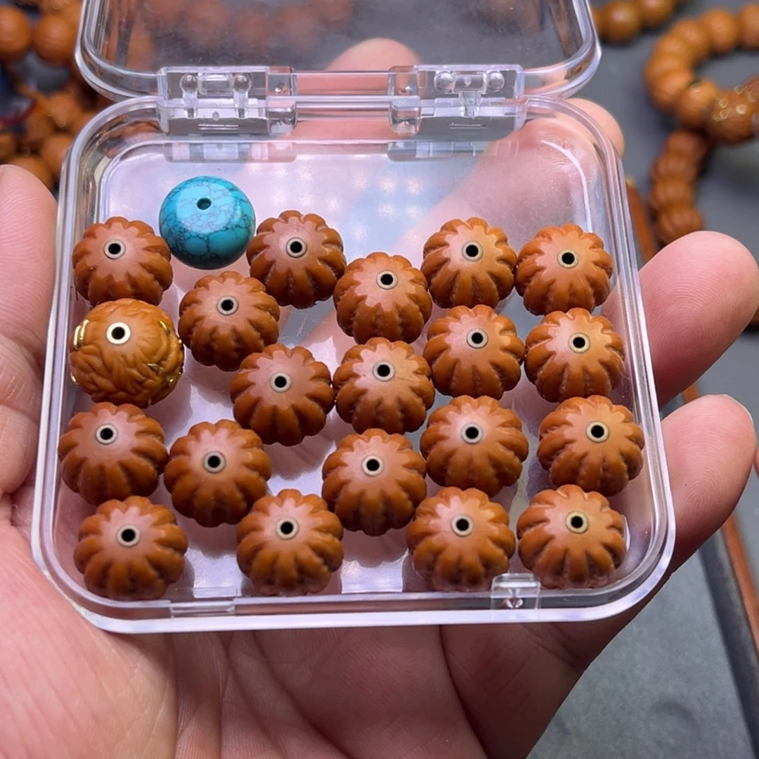 猴头核桃吊坠八棱