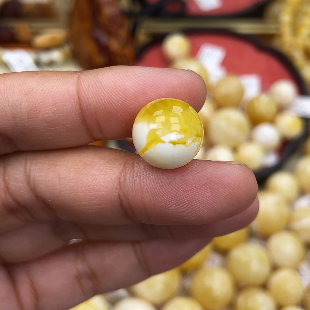 蜜蜡未镶嵌珠宝奇石刮痕14