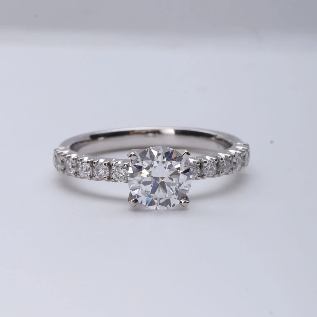 实验室培育钻石培育钻石PT950 经典六爪戒指 送老婆 送女友