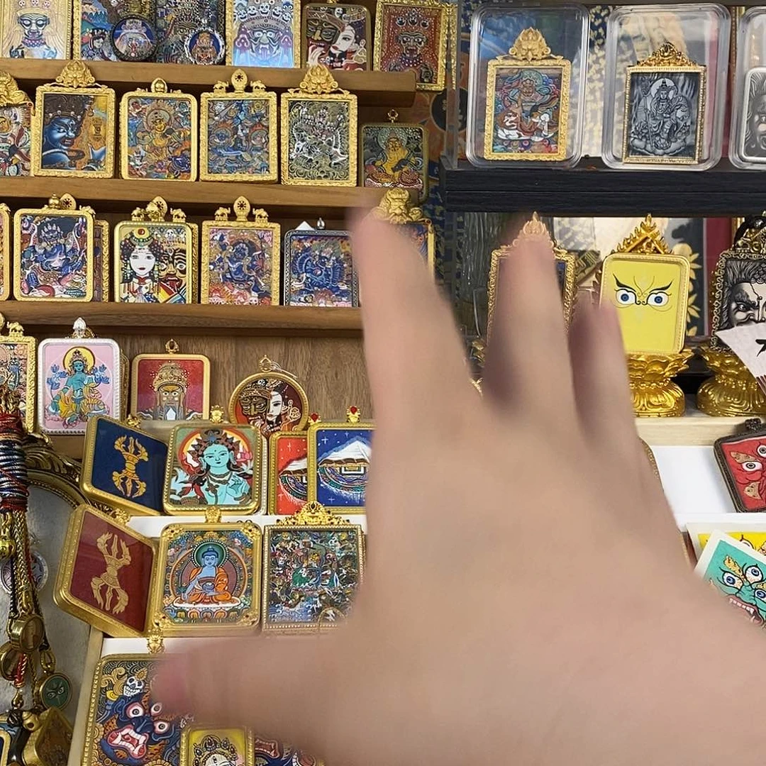 吊坠纯手绘唐卡 擦擦五路