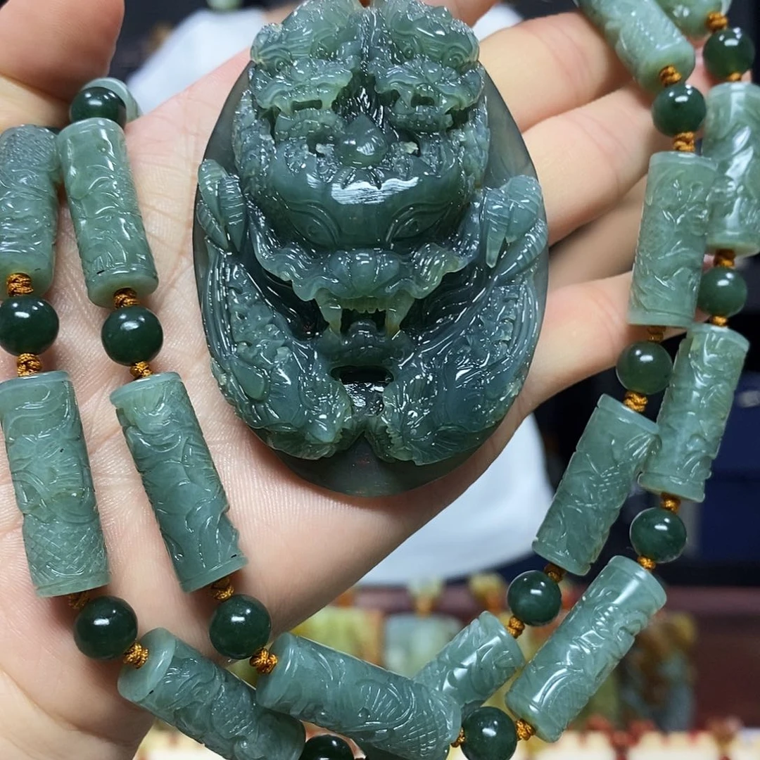 未镶嵌岫玉挂件吊坠