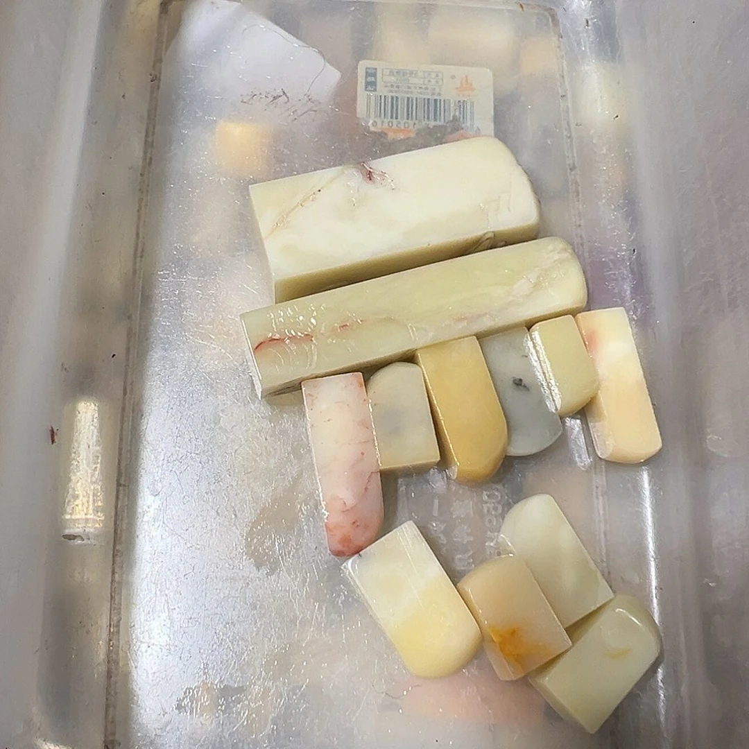 W***j寿山石随机批发12个