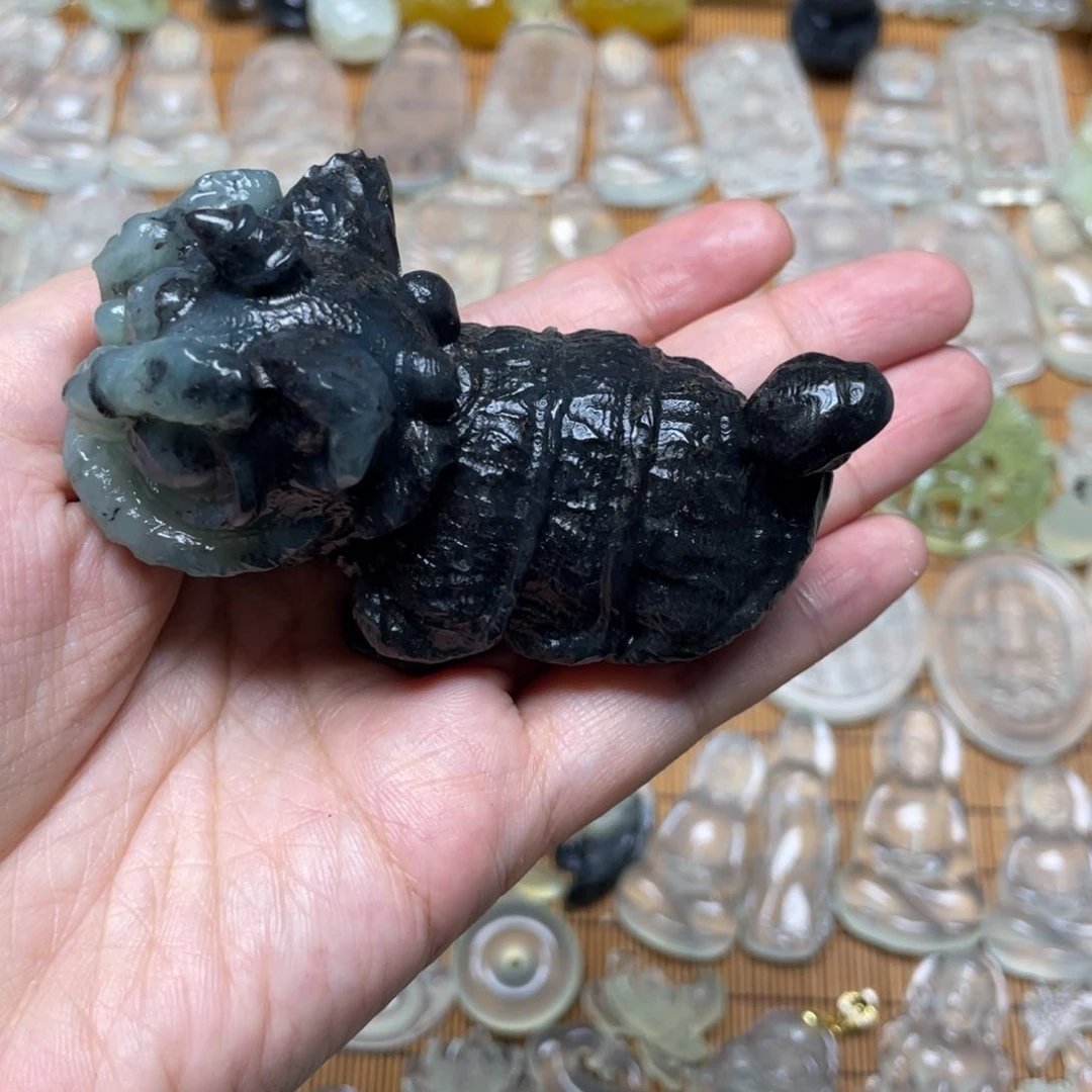 未镶嵌蛇纹石玉颈饰吧***爱