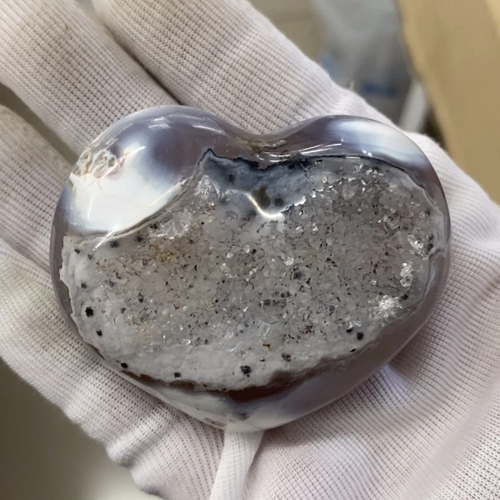 紫晶未镶嵌珠宝半成品