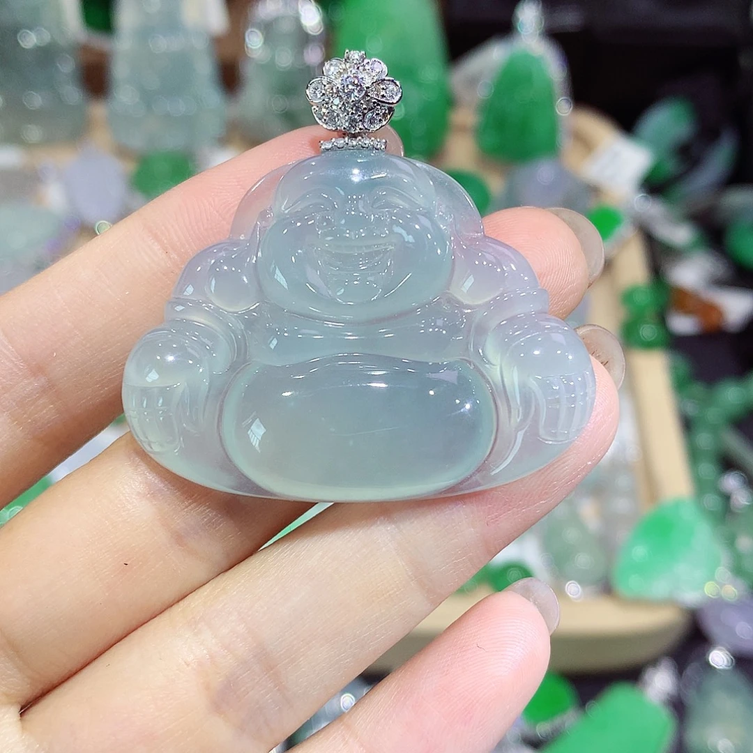 翡翠18K金镶嵌颈饰佛