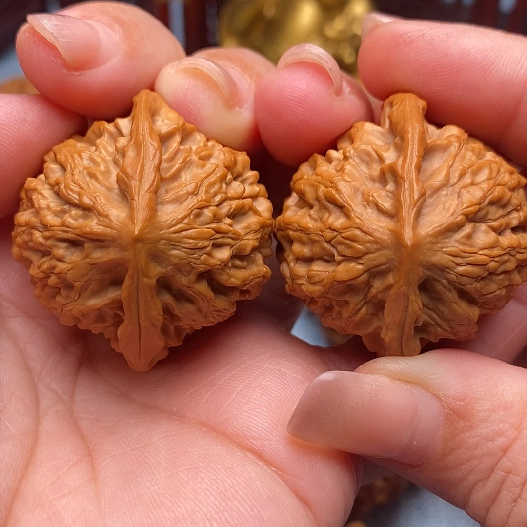 文玩核桃把件39全品绝配野生金牛