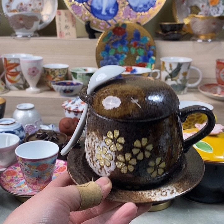 紫砂茶杯月*这个时候应该可以