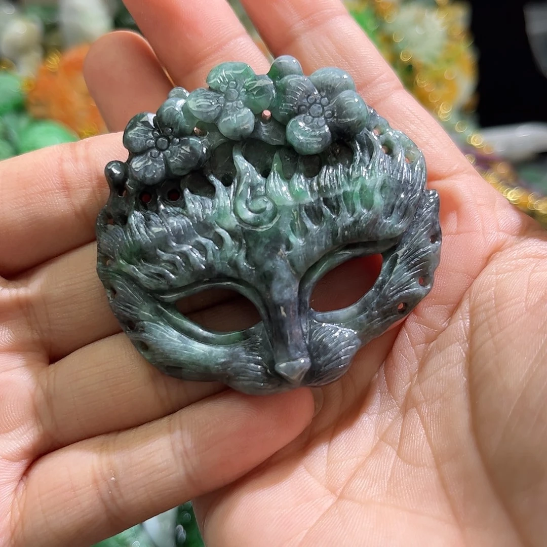 翡翠未镶嵌颈饰待编织