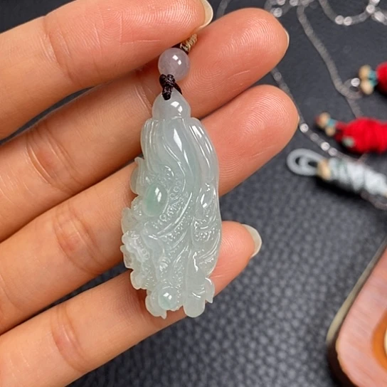 翡翠未镶嵌吊坠(不含链)天然缅甸翡翠A货白菜