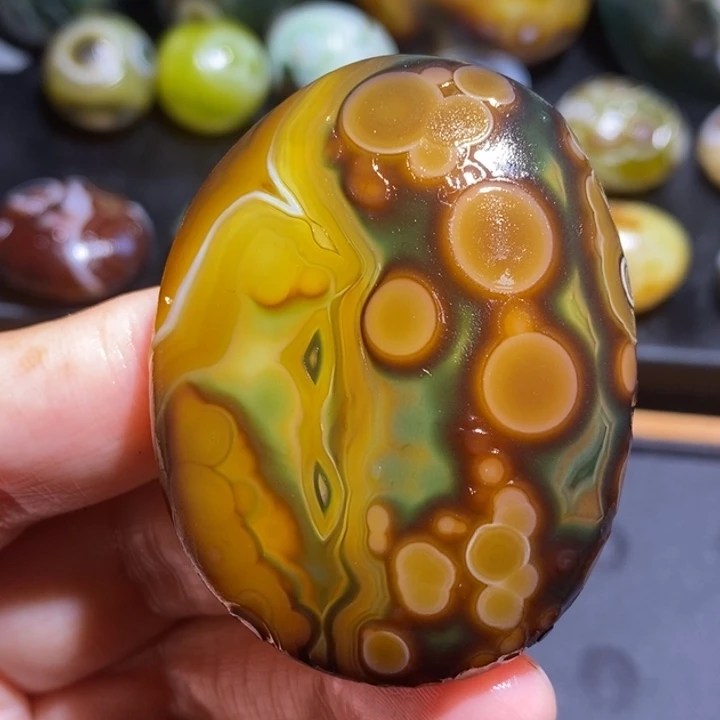 未镶嵌玛瑙/玉髓珠宝半成品57