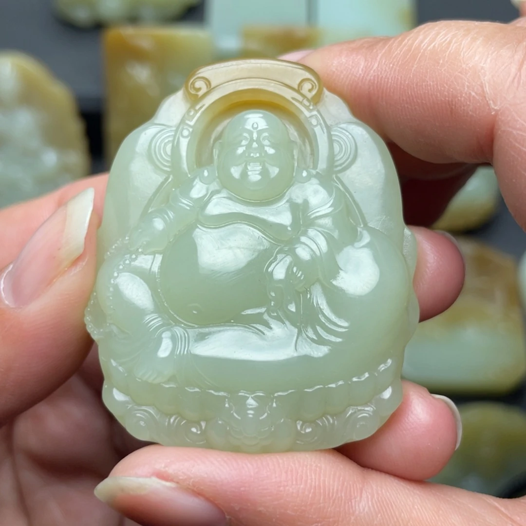 和田玉（糖玉）未镶嵌颈饰