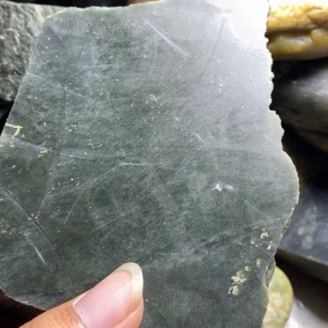 未镶嵌和田玉（糖玉）挂件