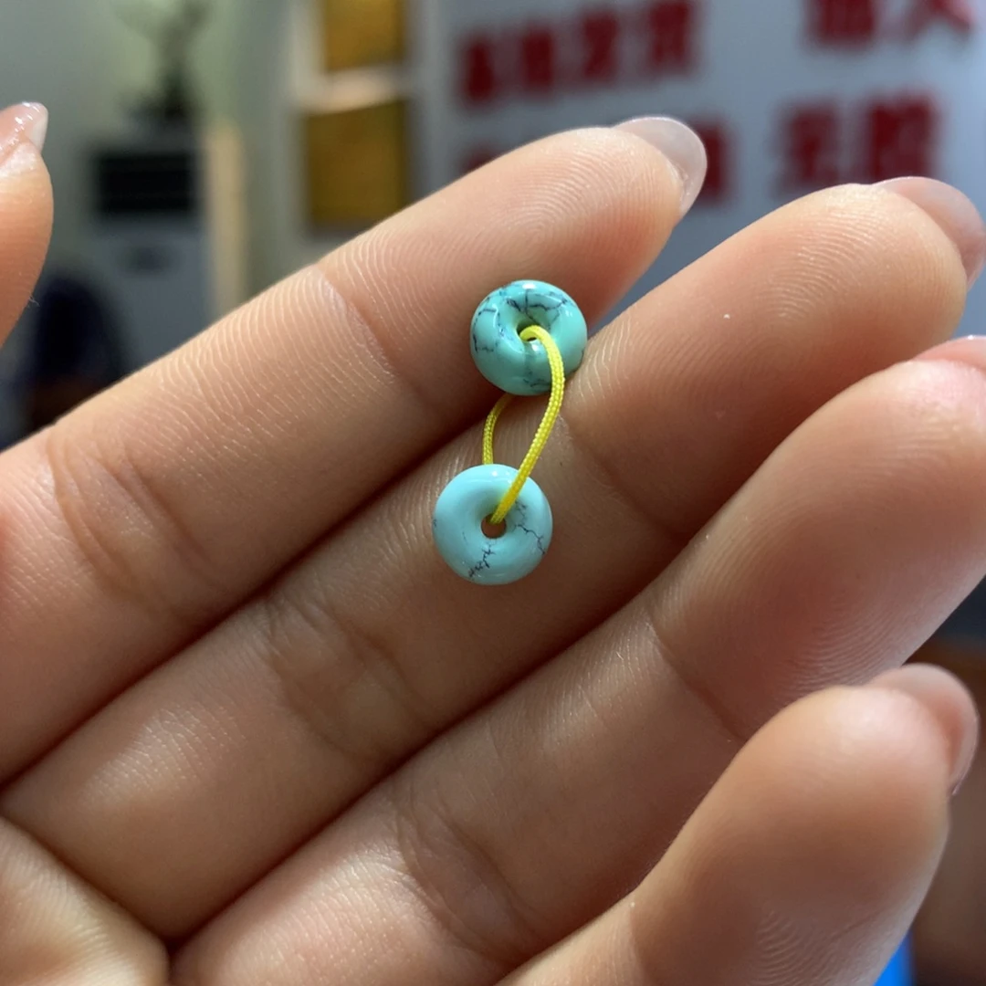 绿松石配饰未镶嵌