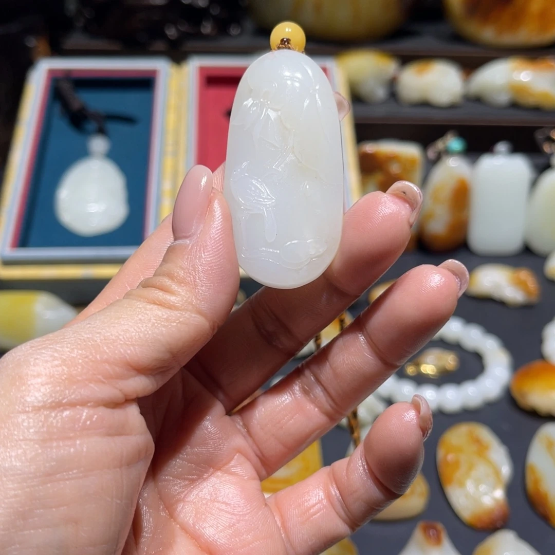 和田玉未镶嵌包链