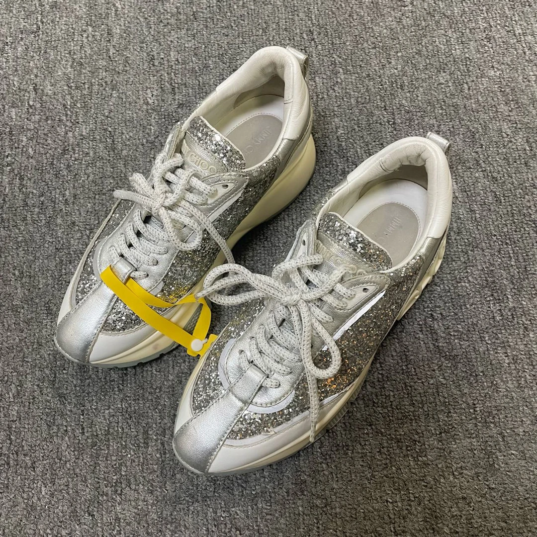 95新 JIMMY CHOO/吉米周 Raine 银色亮片运动休闲鞋  37.5码/8419