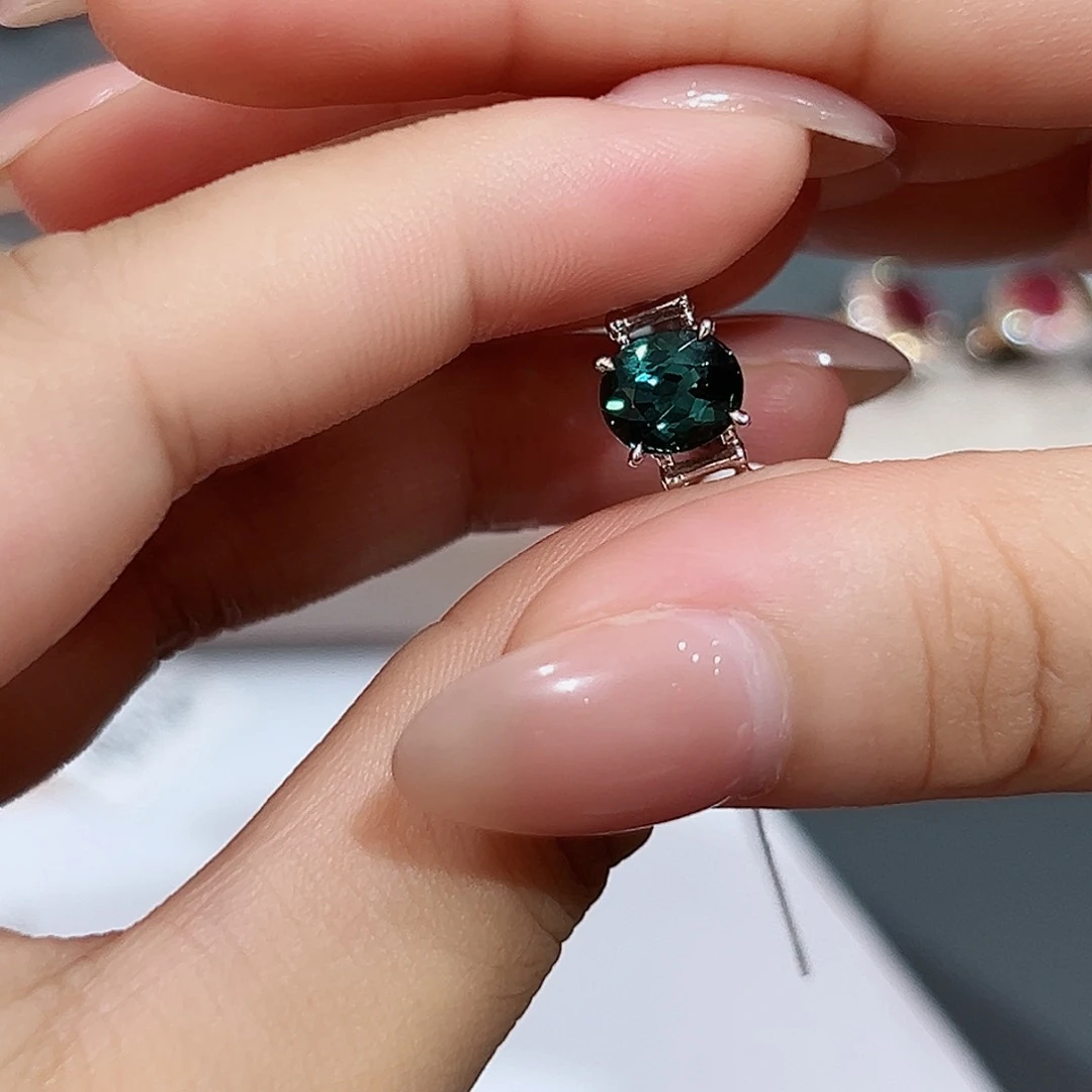 碧玺戒指18K金镶嵌
