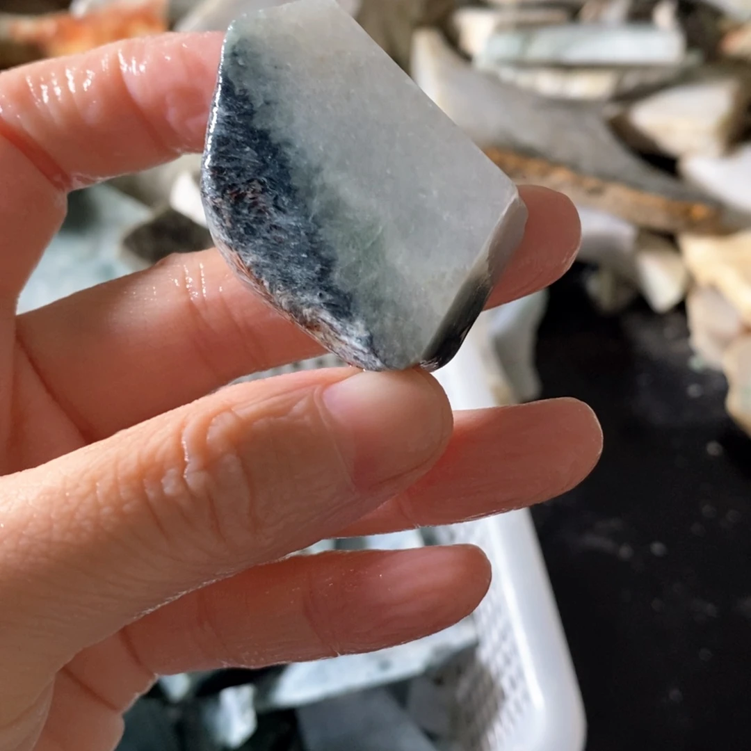 翡翠未镶嵌颈饰天然翡翠