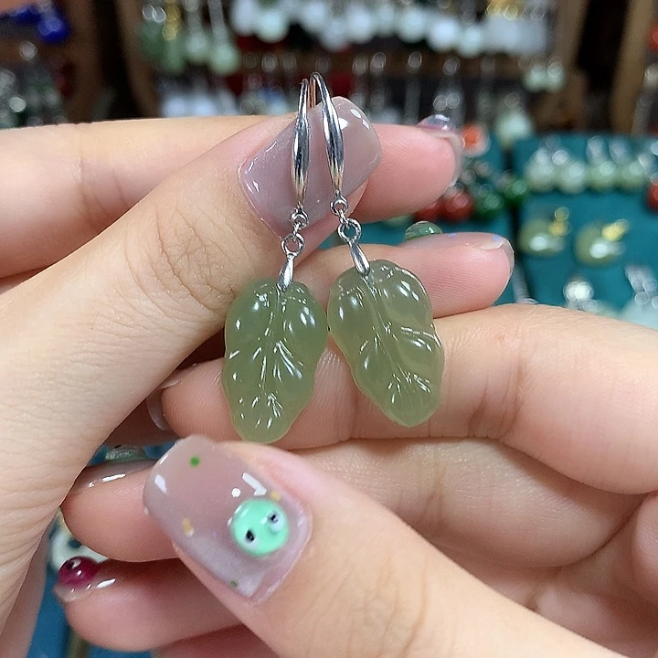 和田玉银S925镶嵌耳饰金枝玉叶