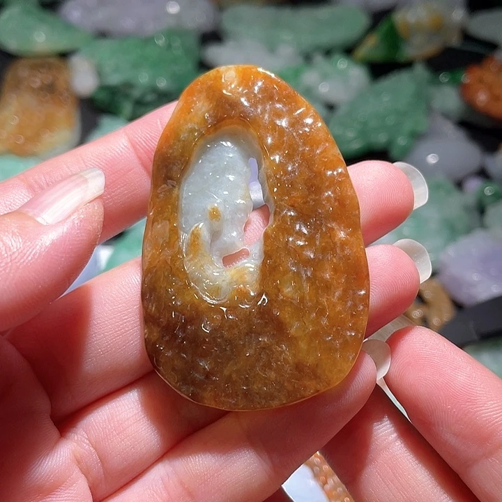 颈饰未镶嵌翡翠天