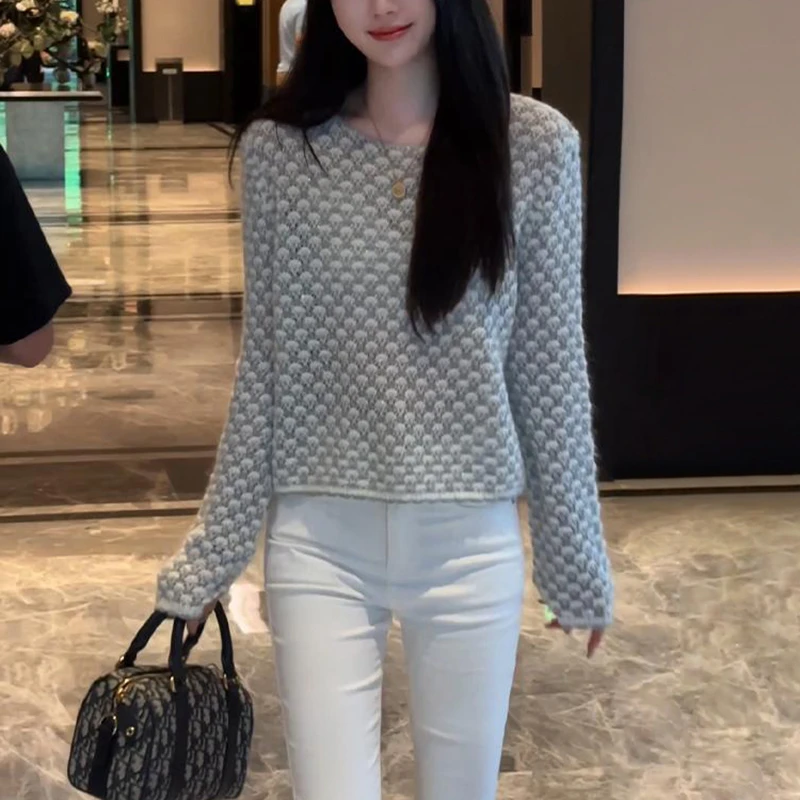 气质镂空针织衫女2025秋季新款独特漂亮小衫时尚洋气珠绣针织上衣