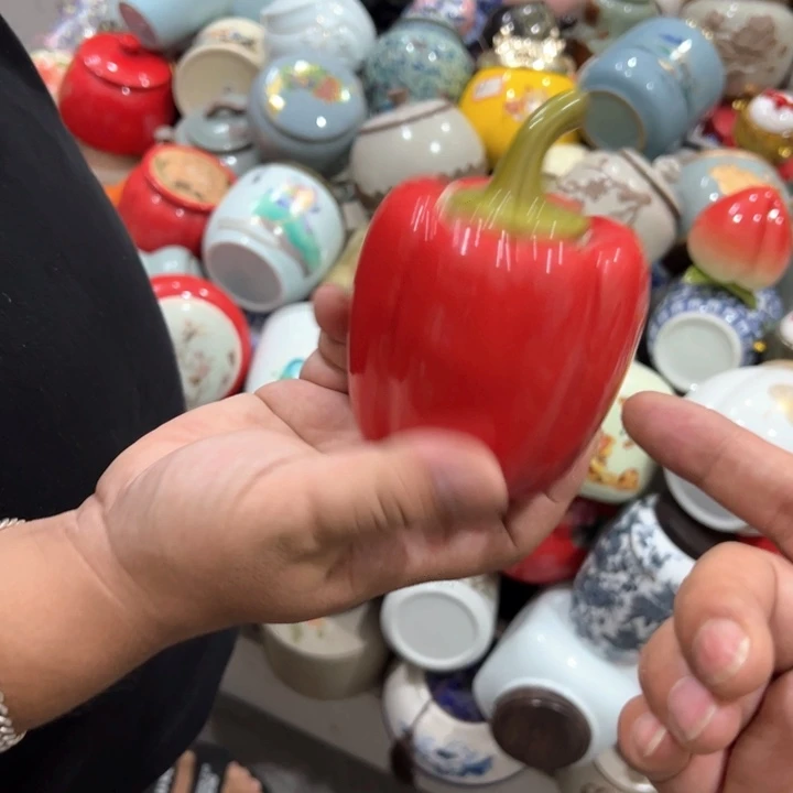 瑕疵福利品陶瓷茶叶罐介意勿拍