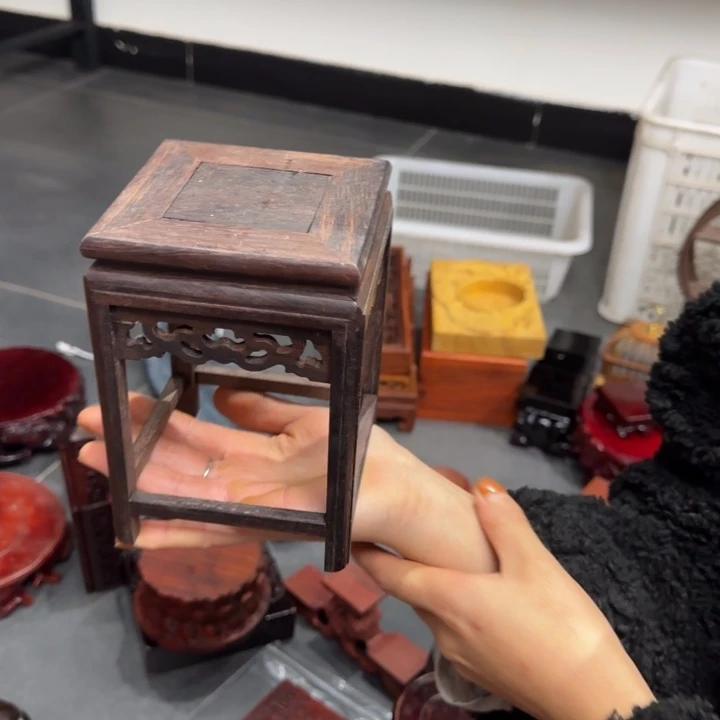 摆件橄榄核红木工艺品底座等