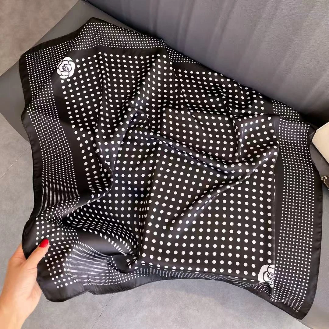 90*90方巾高档气质百搭丝巾夏季-赫本波点（黑色）