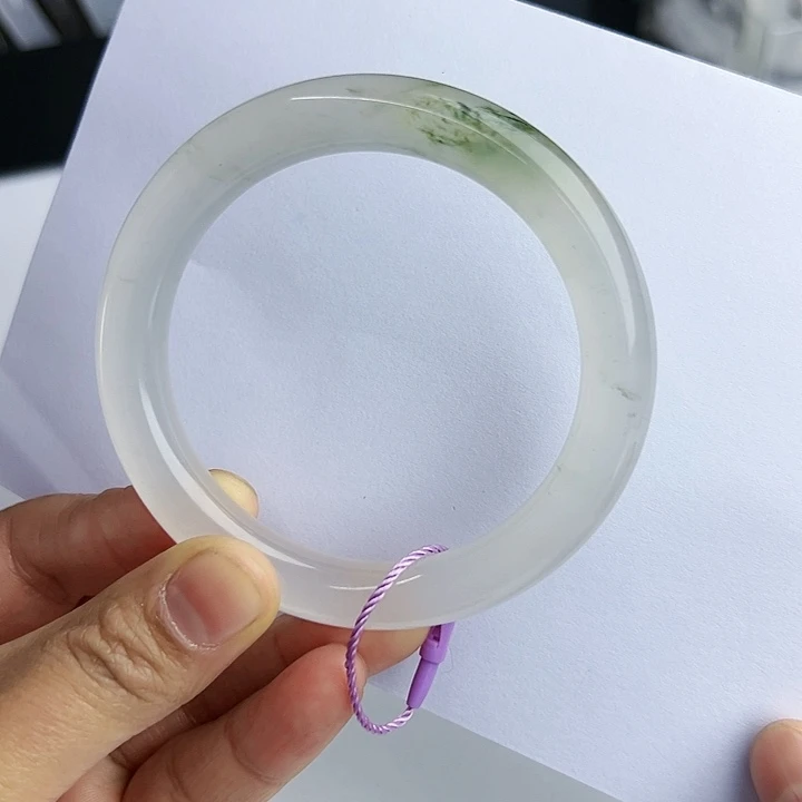 【闪购商品】石英质玉手镯未镶嵌