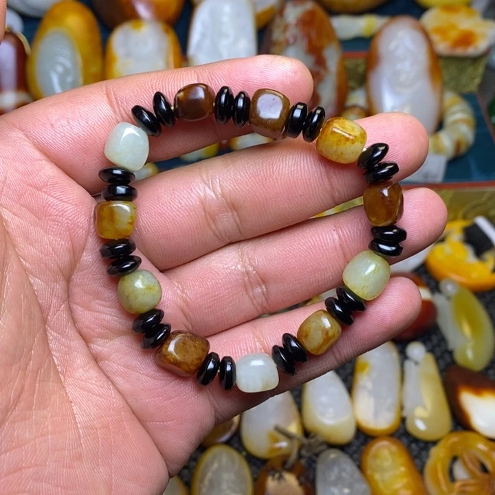 嗨***好和田玉未镶嵌吊坠(赠链)