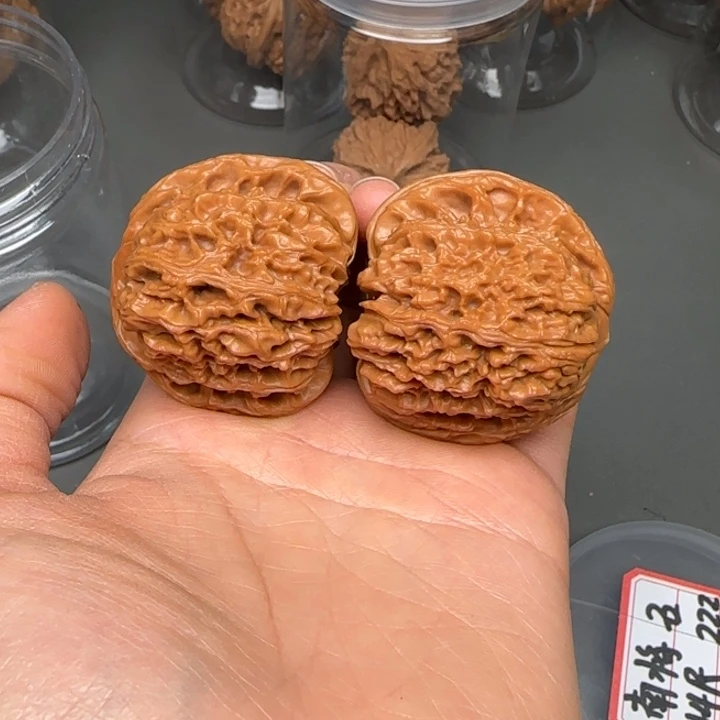 ****文玩核桃把件3442567576686899