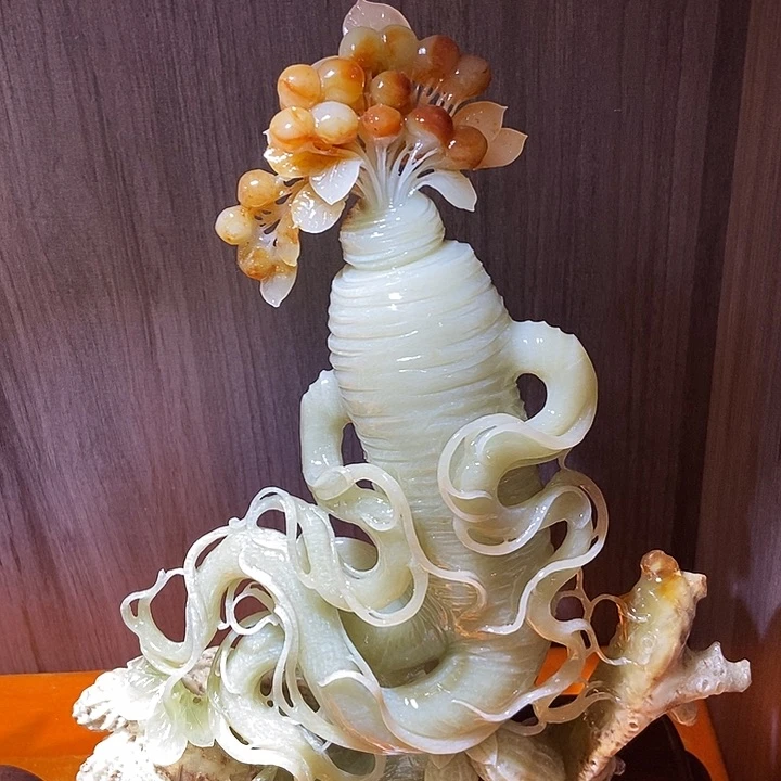 蛇纹石玉（覆膜）合金珠宝奇石