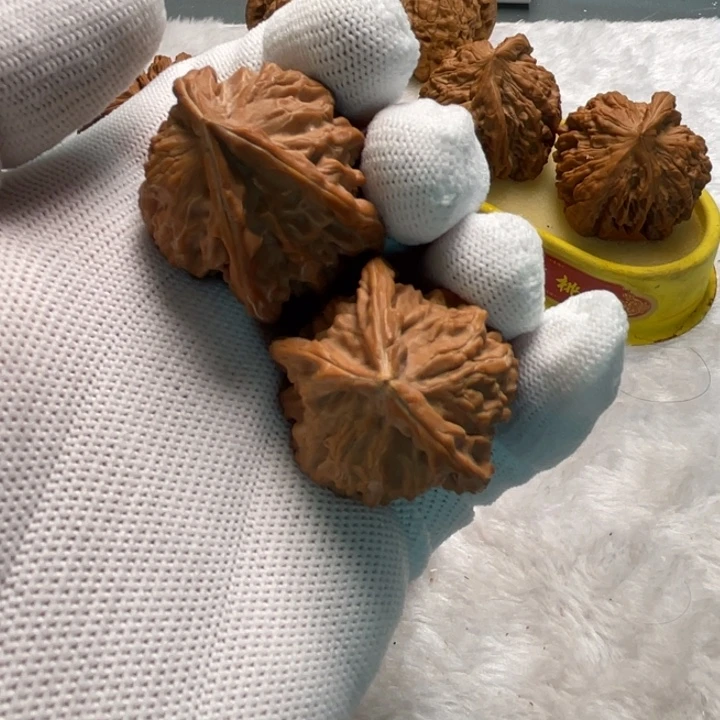 把件桃核盘山三棱