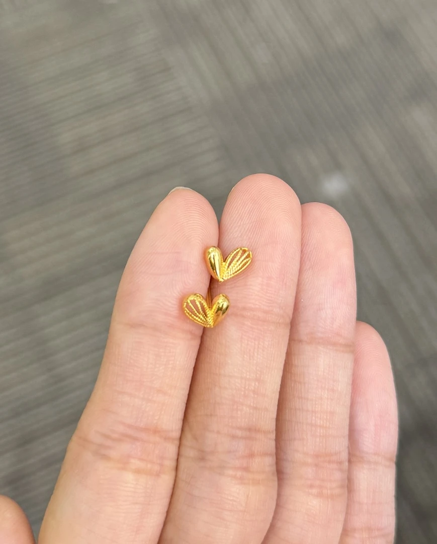 足金999 ab气球胖心弯钩耳钉
